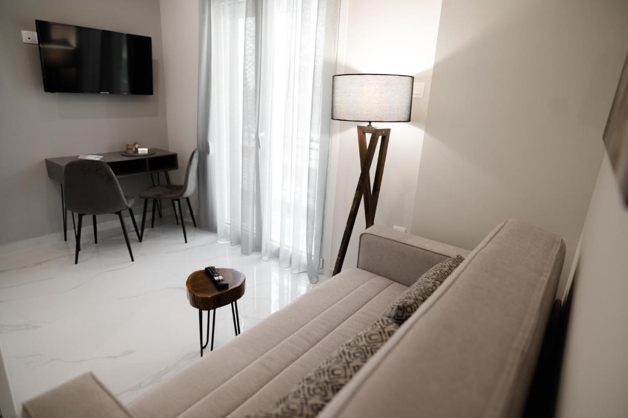 M10 Central Apartments Alexandroupolis Εξωτερικό φωτογραφία