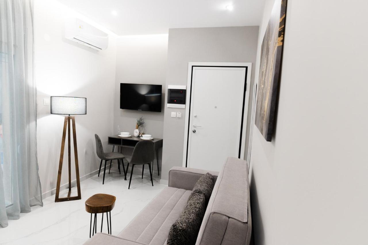 M10 Central Apartments Alexandroupolis Εξωτερικό φωτογραφία